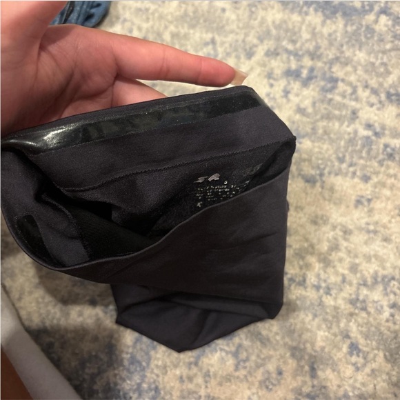 Skims seamless sculpt black - Picture 4 of 5